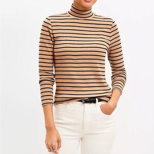 Ann Taylor LOFT Stripe Ribbed Mock Neck Top; Large; Tan/Black